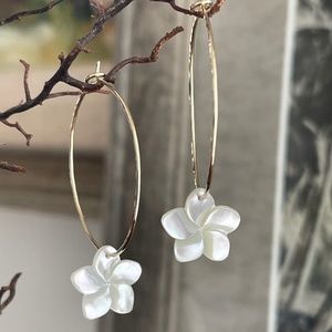Hawaiian Mini White Plumeria 14K Gold filled Natural Mother of Pearl hoop earrin